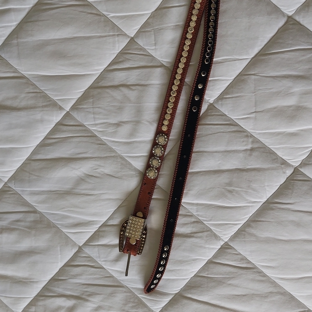 Belt,  glitzy cowgirl womans belt, worn a few times